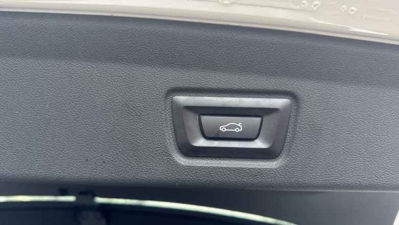 BMW 4 Series 420i M Sport 5dr Step Auto [Pro Pack] Petrol Hatchback